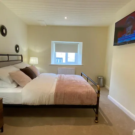 Rattlebeck Farm And Hot Tub Pet Friendly